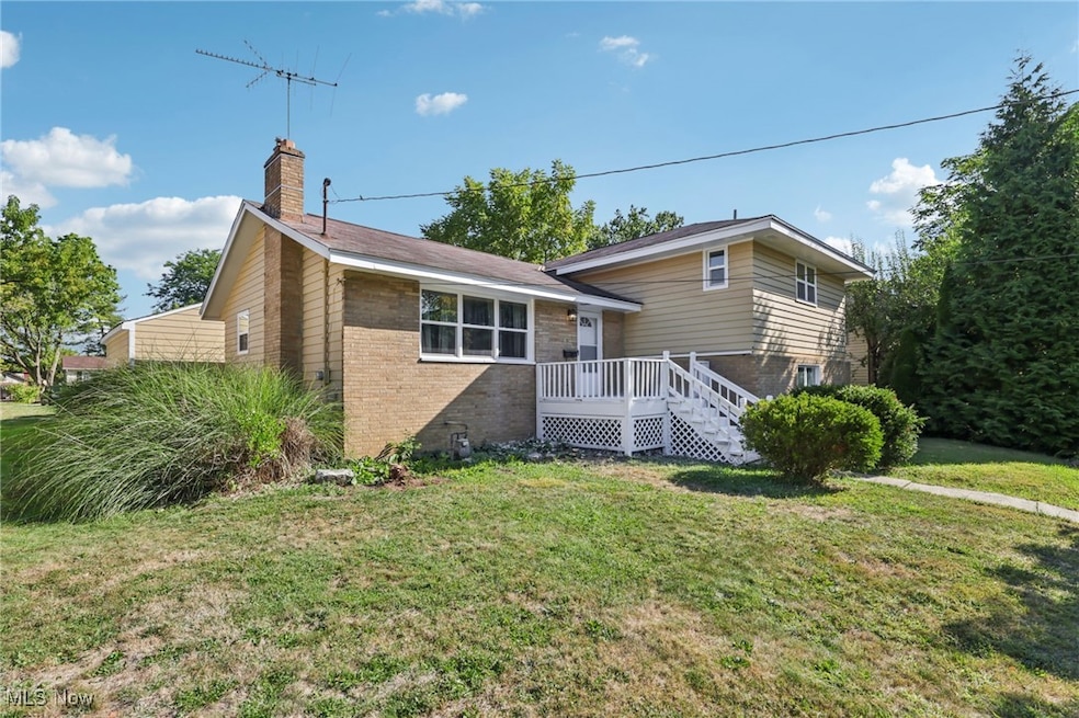 656 W Highland Ave, Ravenna, OH 44266 - photo 1