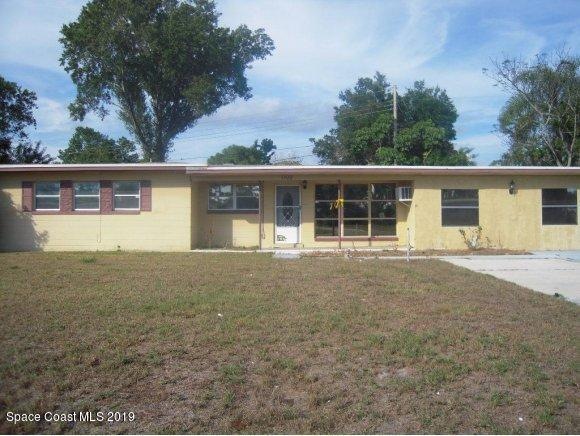 1102 Cypress Front