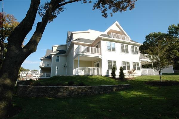 Conant Commons unit 413, Concord, MA 01742 - photo 1