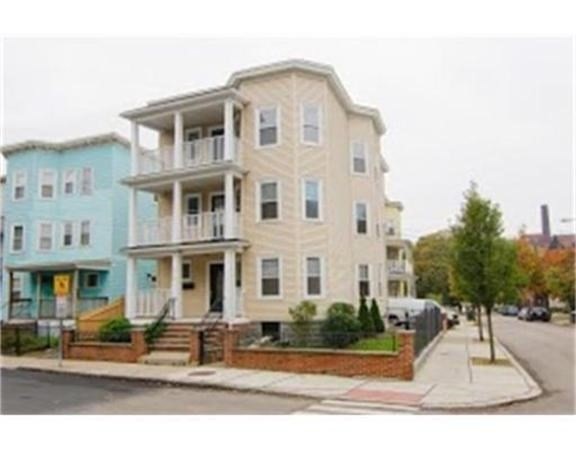 44 Radcliffe Rd unit 2, Somerville, MA 02145 - photo 1