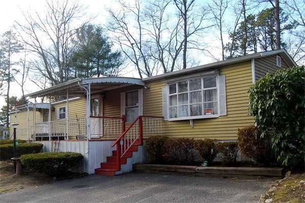 104 Doolittle Ln, West Wareham, MA 02576 - photo 1