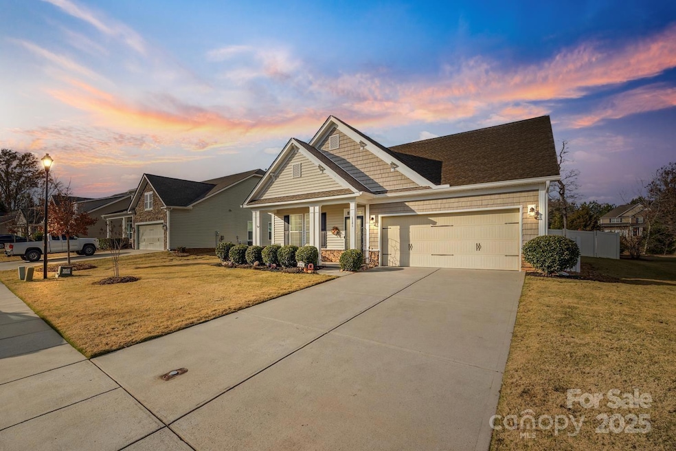 1141 Black Walnut Rd, Clover, SC 29710 - photo 1