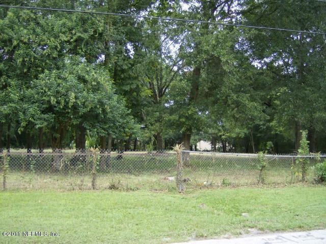 1120 Pangola Dr, Jacksonville, FL 32205 - photo 1