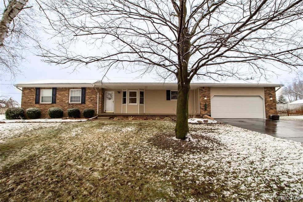 4170 N Gale Rd, Davison, MI 48423 - photo 1