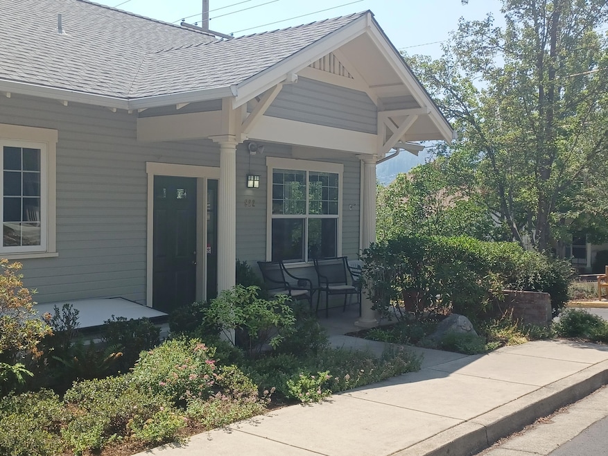 Front porch & entry