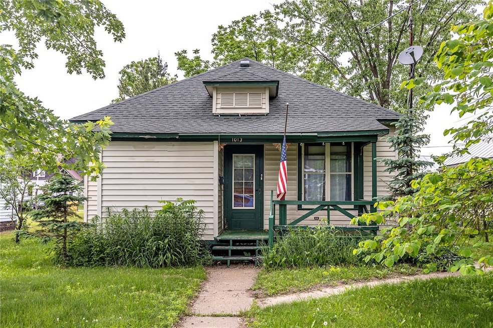 Under Contract $125,000