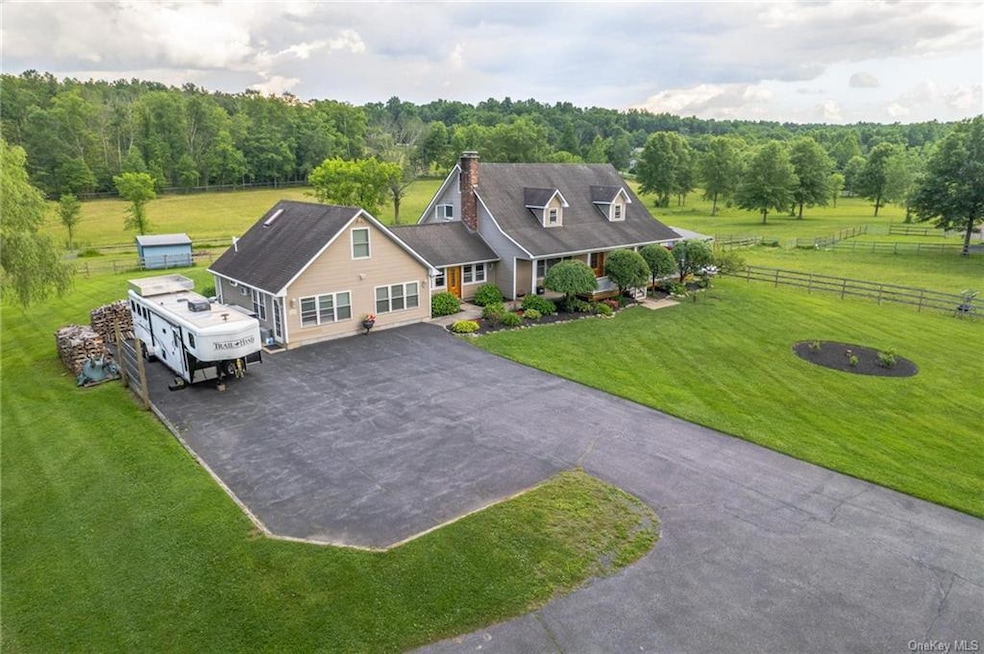 135 Crawford St, Pine Bush, NY 12566 - photo 1