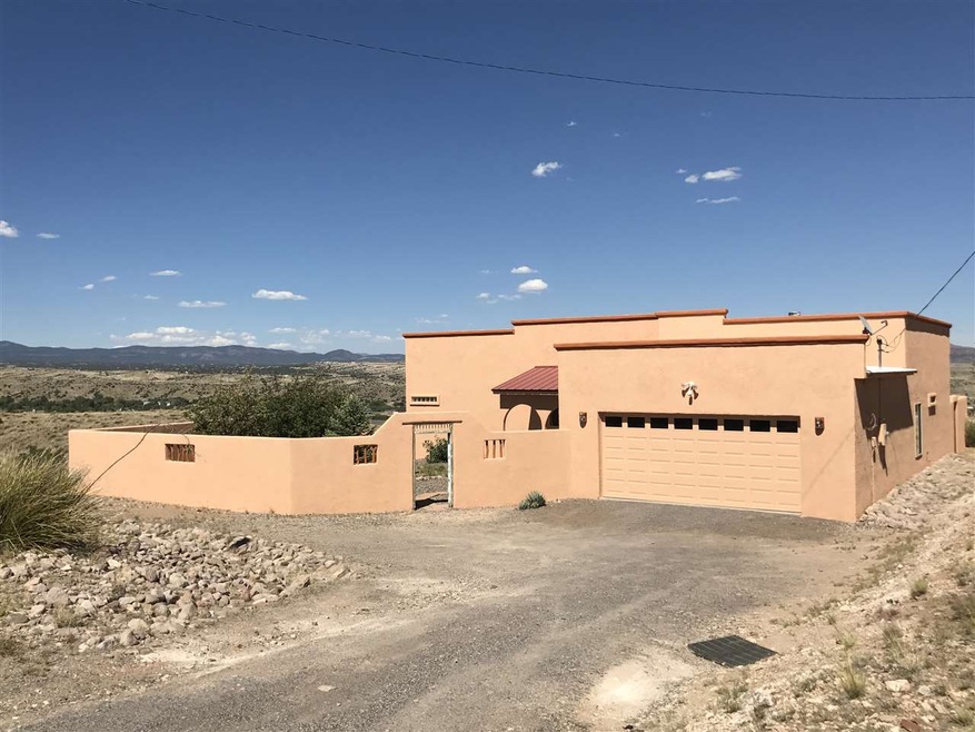 231 S Ridge Rd, Silver City, AZ 88061 - photo 1