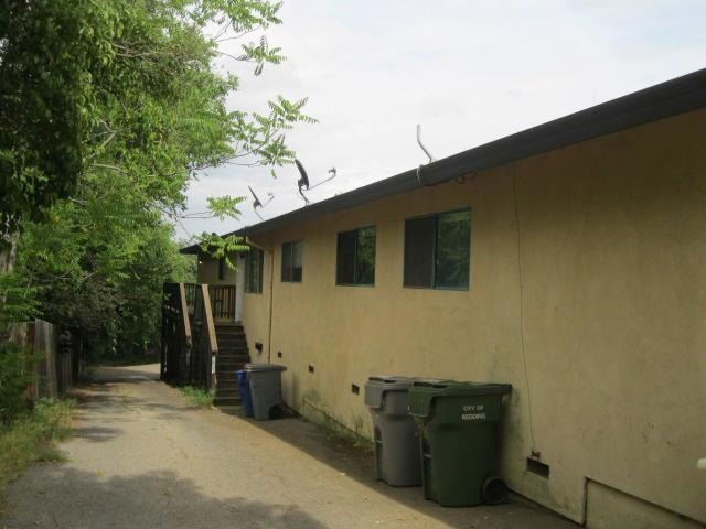 1605 Willis St, Redding, CA 96001 - photo 1