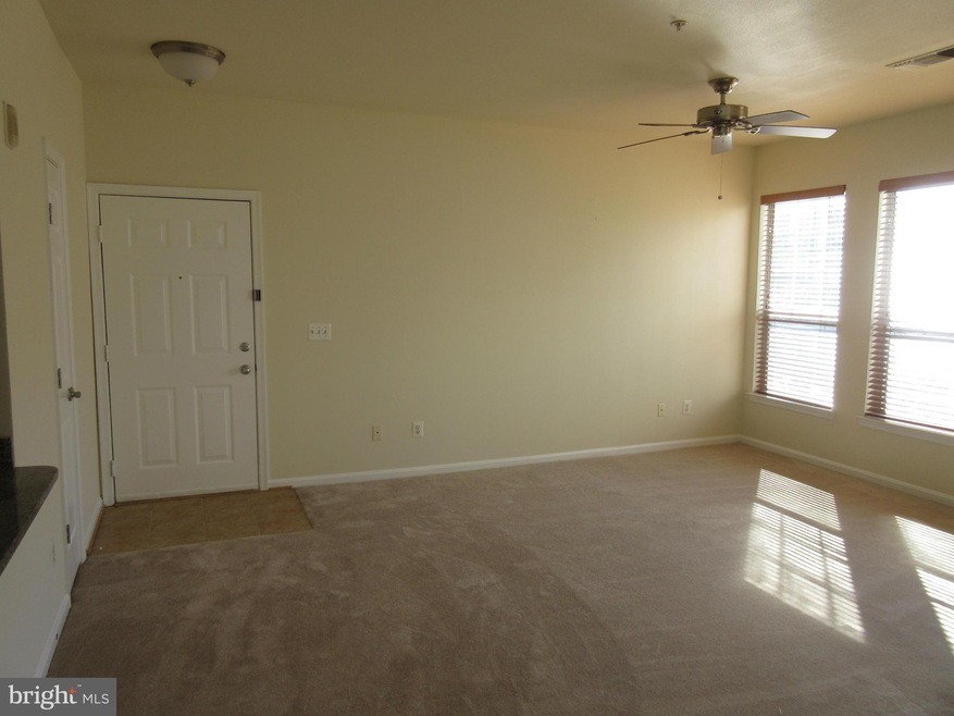 50 Regatta Bay Ct unit 211, Annapolis, MD 21401 - photo 1