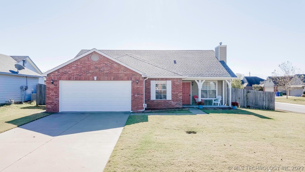 20200 E 42nd Place S, Broken Arrow, OK 74014 - photo 1