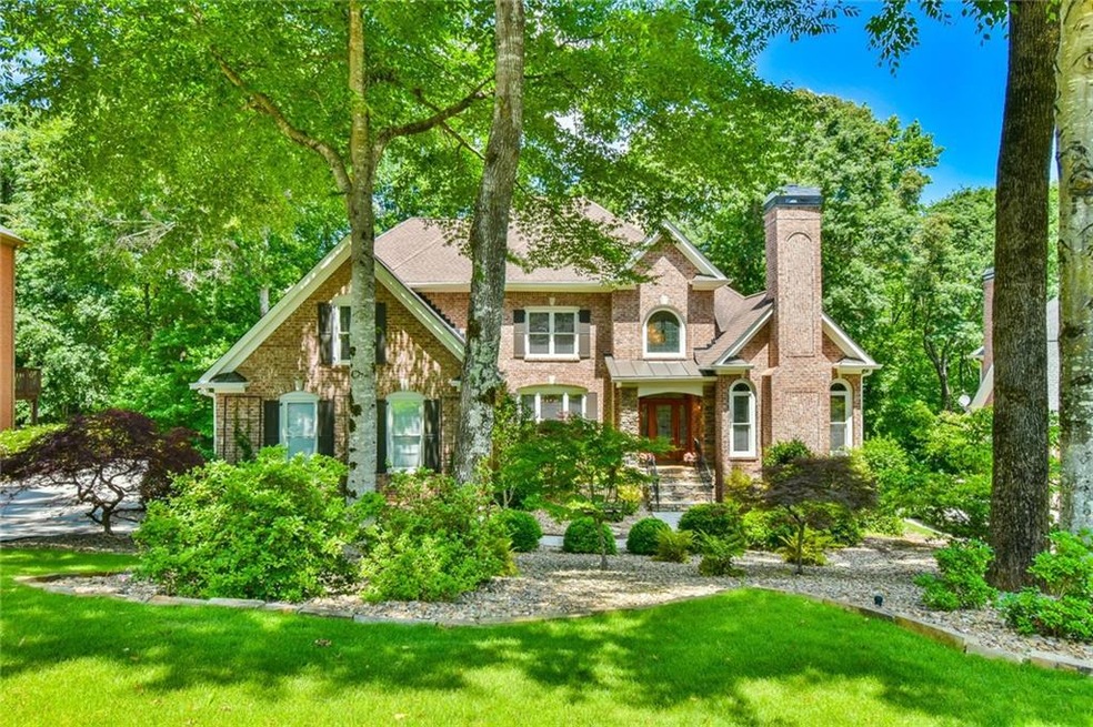 View of front of house with a front lawn