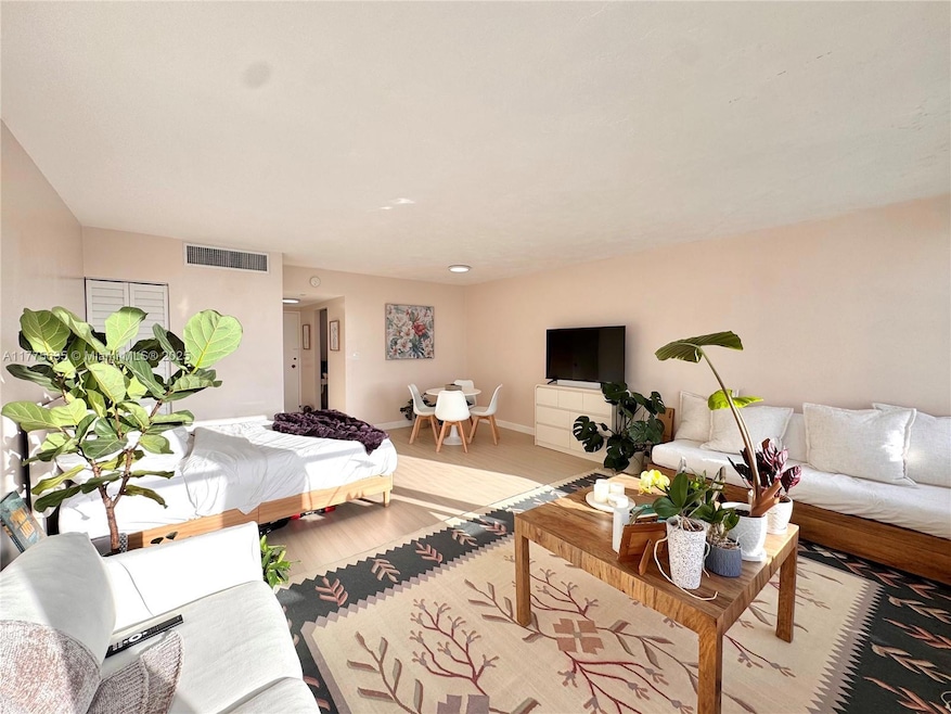 Sold $262,000 • Co-Listing Agent