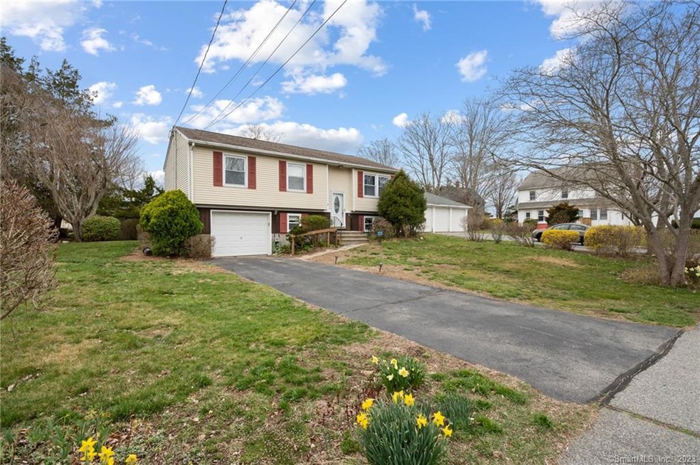 3 Sound View Dr, Waterford, CT 06385 - photo 1