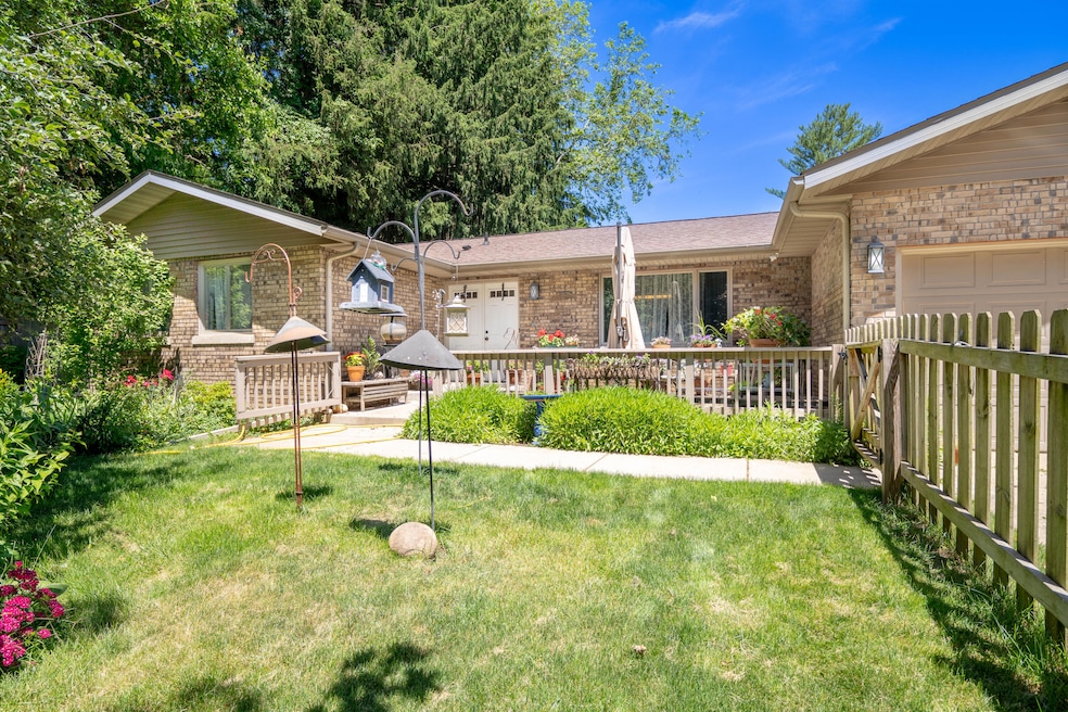 955 W 200 N, La Porte, IN 46350 - photo 1