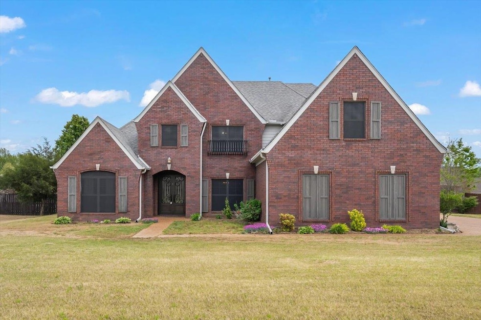 Beautiful Home with Iron Doors and Upgraded Trim P