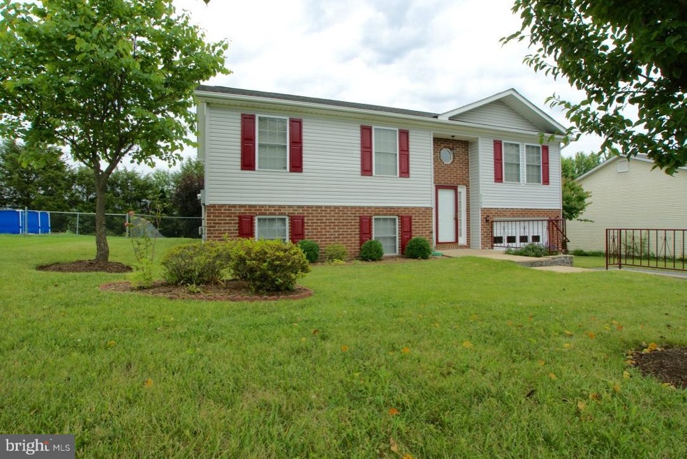 2106 Mark Dr, Middletown, VA 22645 - photo 1