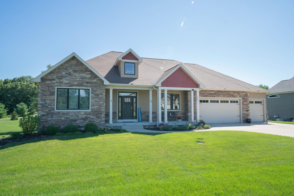 3900_Oak_Harbor_01