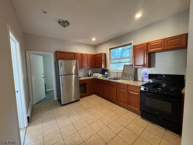 191 21st St unit 2, Irvington, NJ 07111 - photo 1