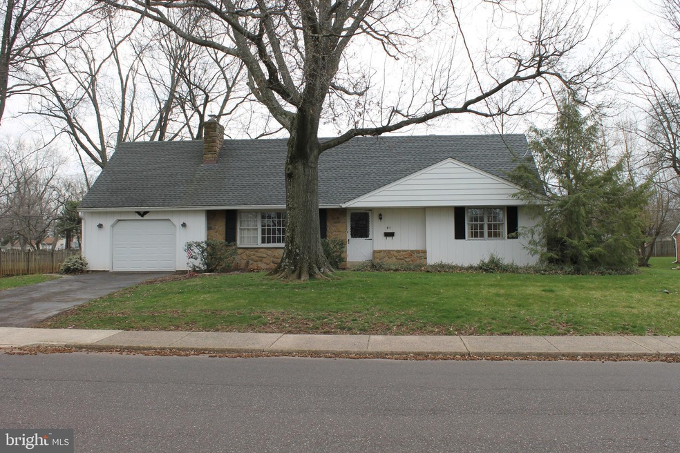432 E Summit St, Souderton, PA 18964 - photo 1