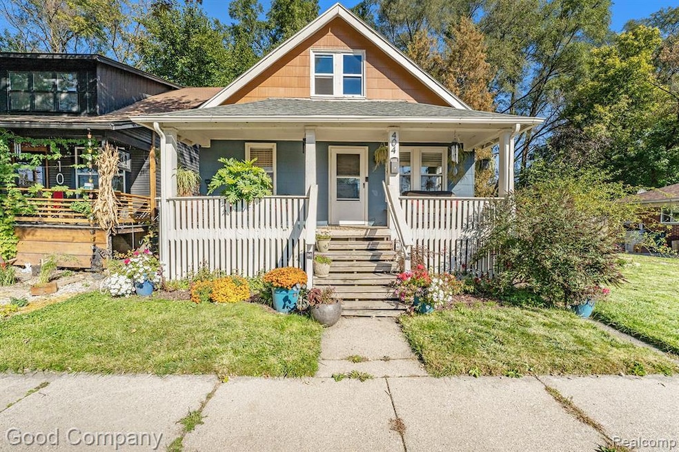 Sold $100,000 • Co-Listing Agent