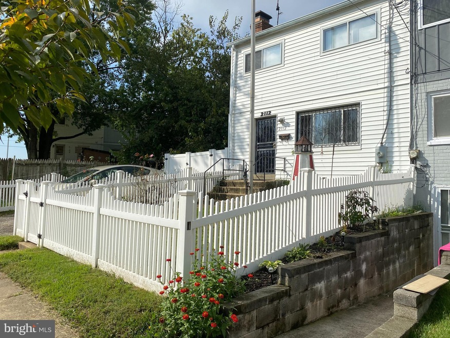 2112 Columbia Place, Hyattsville, MD 20785 - photo 1