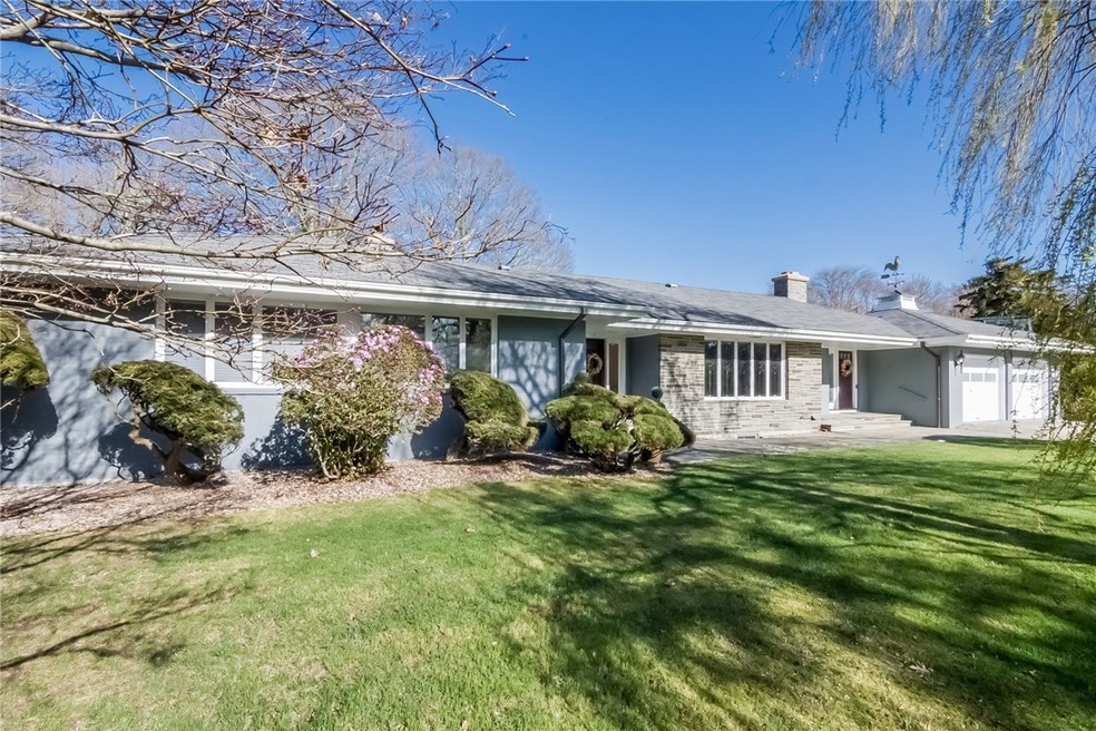 176 East Ave, Westerly, RI 02891 - photo 1