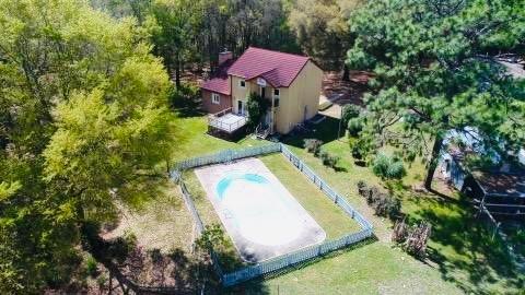 6116 Laurel Lane