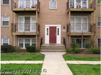 9463 Fairfax Blvd unit 102, Fairfax, VA 22031 - photo 1