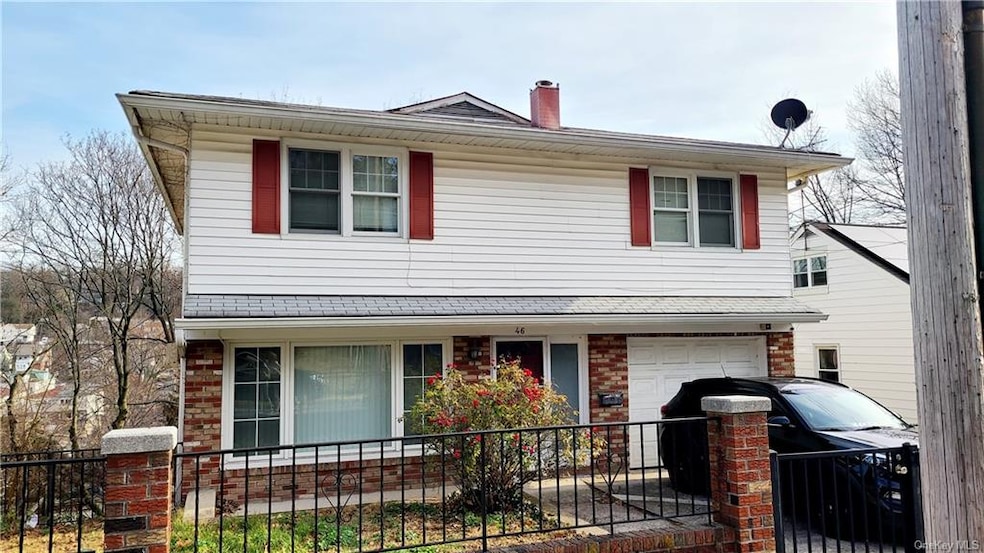 46 Linn Ave, Yonkers, NY 10705 - photo 1