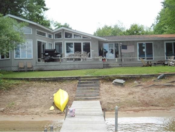 14 Patrician Shores Cir, Meredith, NH 03253 - photo 1