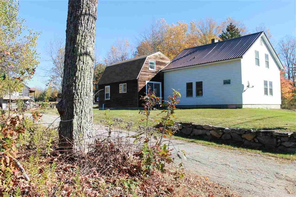 42 Rockland Rd, Weare, NH 03281 - photo 1