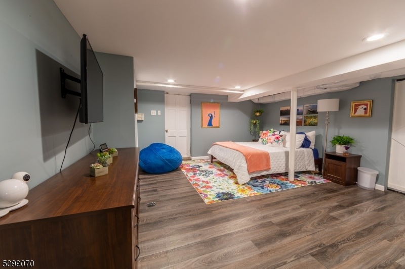 18 Reigate Rd, Bloomfield, NJ 07003 - photo 1