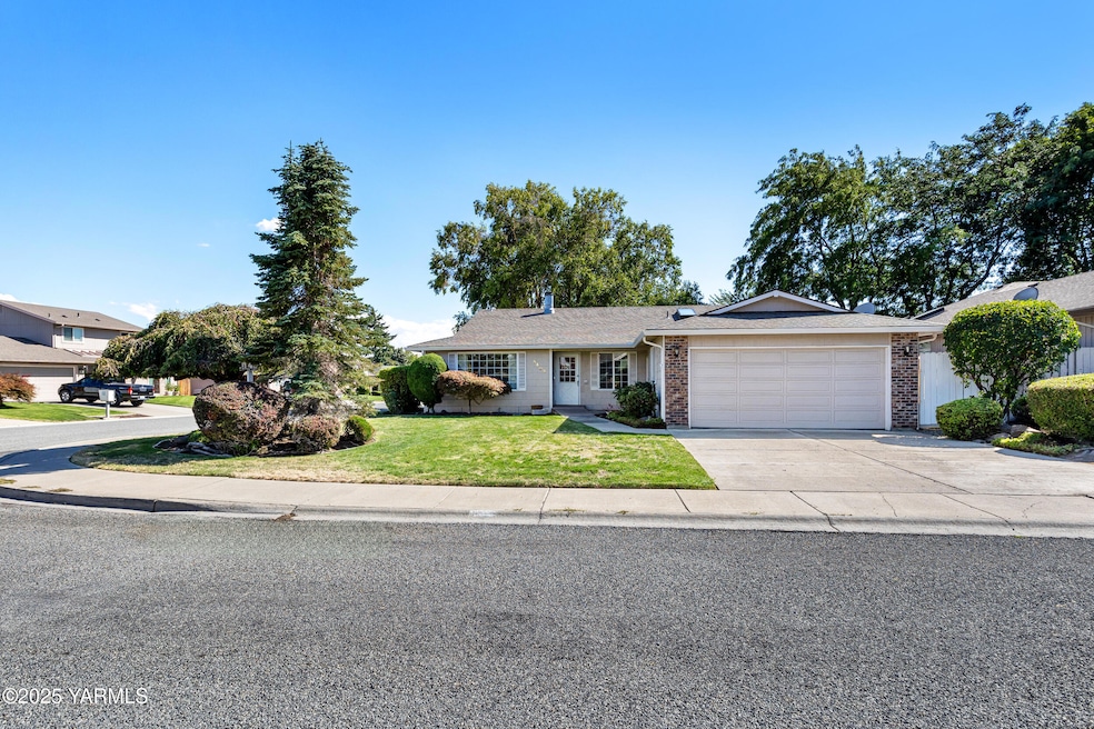 Under Contract $415,000