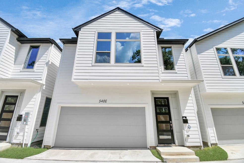 540 Janisch Rd unit E, Houston, TX 77018 - photo 1