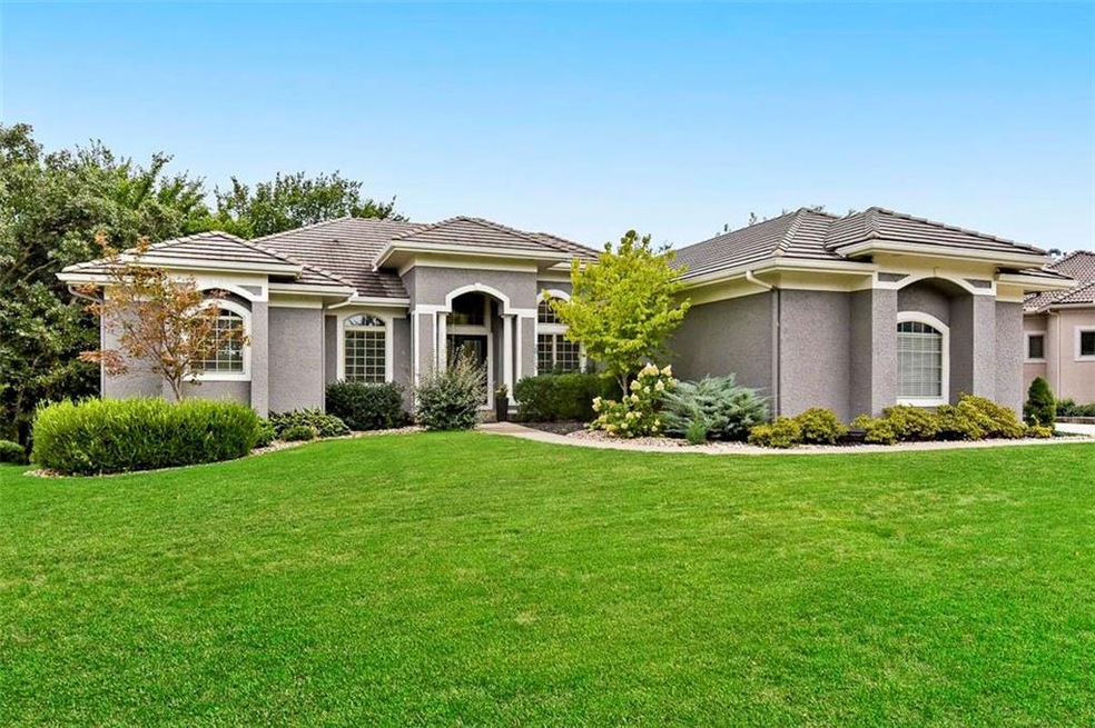 20113 W 92nd St, Lenexa, KS 66220 - photo 1