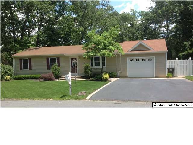 35 Bertan Ave, Howell, NJ 07731 - photo 1