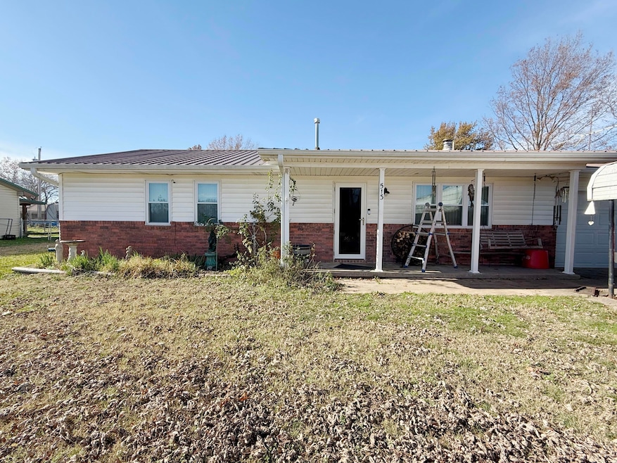 513 S Main St, Fairland, OK 74343 - photo 1