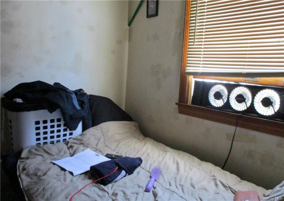 12 King St, Port Jervis, NY 12771 - photo 1