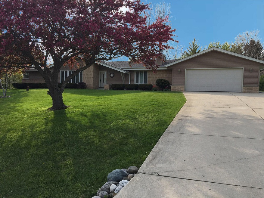 S65W13704 Hemming Way, Muskego, WI 53150 - photo 1