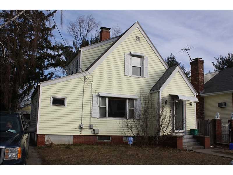 121 Sinclair Ave, Cranston, RI 02907 - photo 1