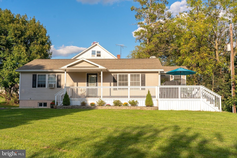 2 Barb Ln, Boyertown, PA 19512 - photo 1