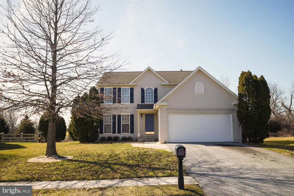 215 Shetland Dr, New Castle, DE 19720 - photo 1