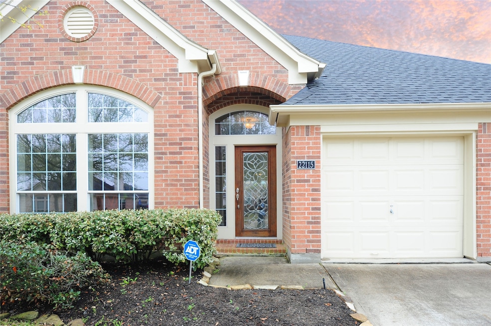 22115 Winter Sky Ln, Richmond, TX 77469 - photo 1
