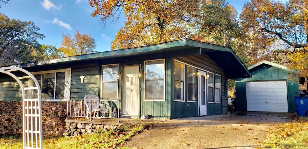 19 Cobb Cir, Bella Vista, AR 72715 - photo 1