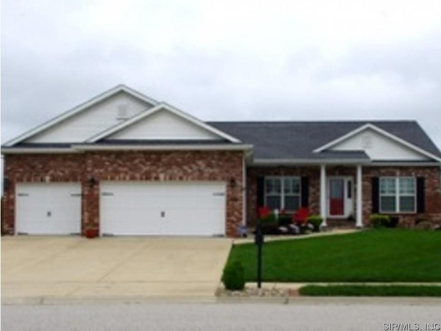 7001 Magona Ct, Maryville, IL 62062 - photo 1