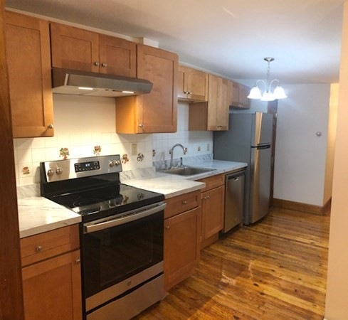 114 White St unit 3, Boston, MA 02128 - photo 1