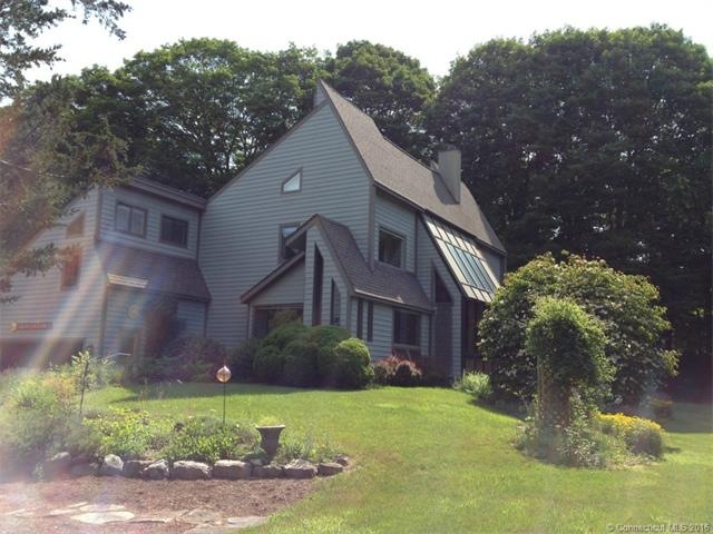 32 N Stonington Rd, Mystic, CT 06355 - photo 1