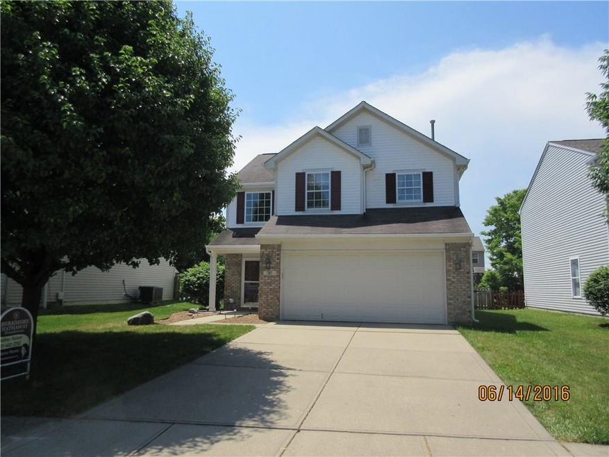 767 Scotch Pine Dr, Greenwood, IN 46143 - photo 1