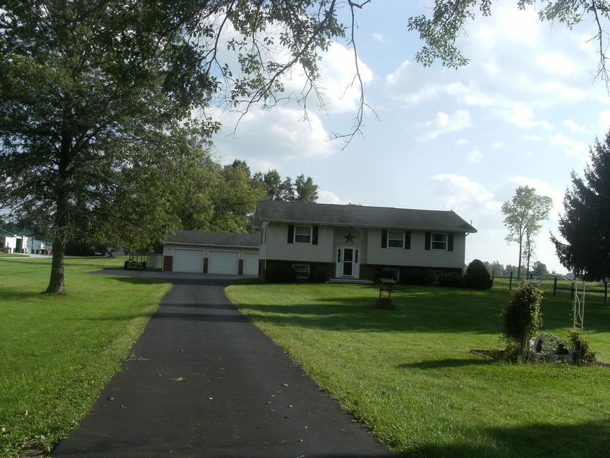 4591 Bell Station Rd, Circleville, OH 43113 - photo 1